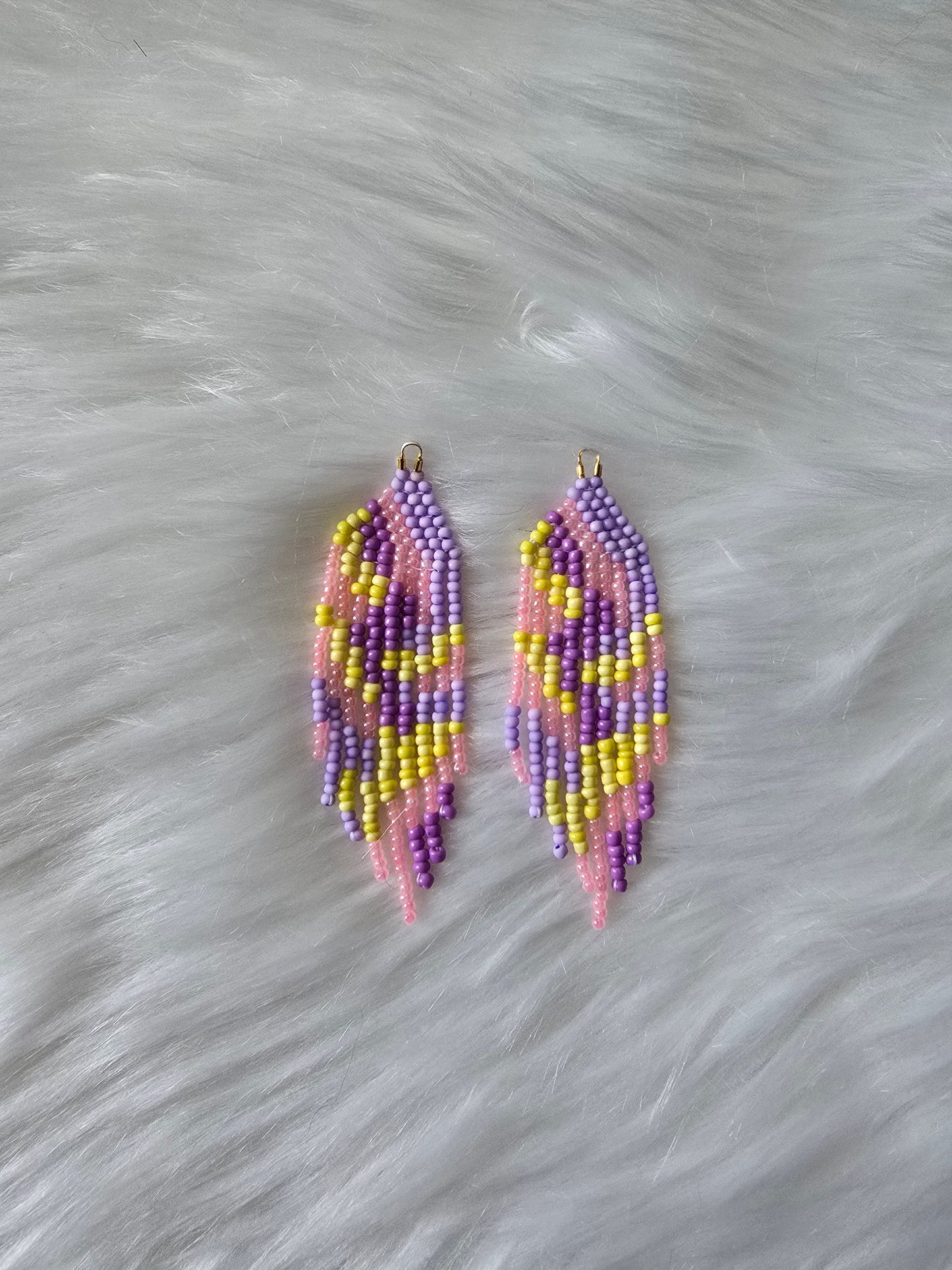 70s inspired Easter short fringe